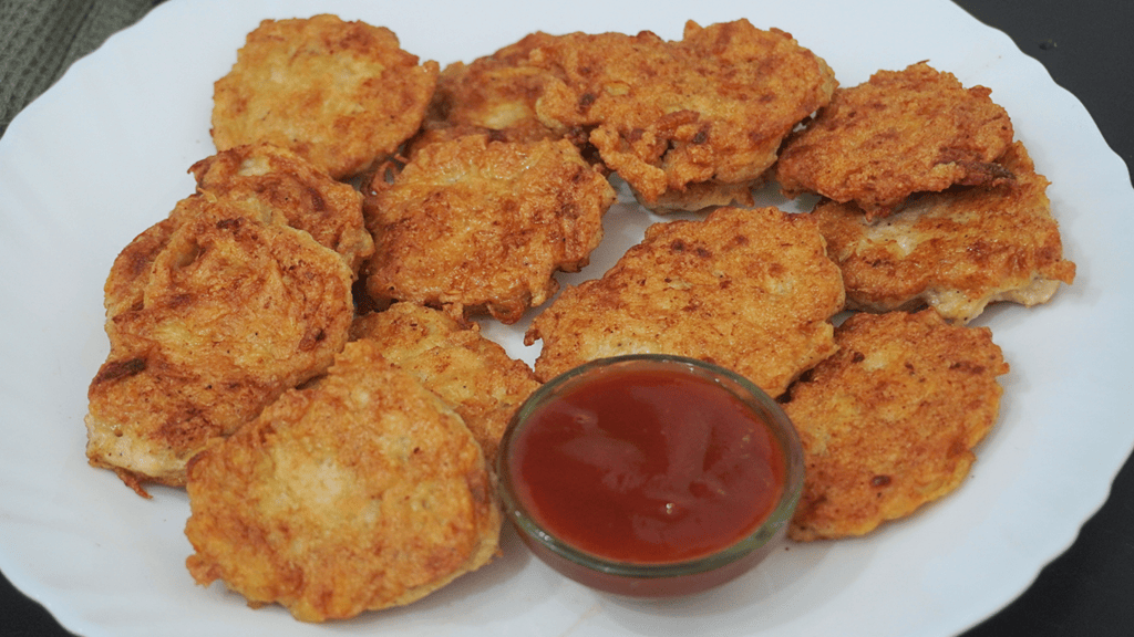 chicken fritters Serving