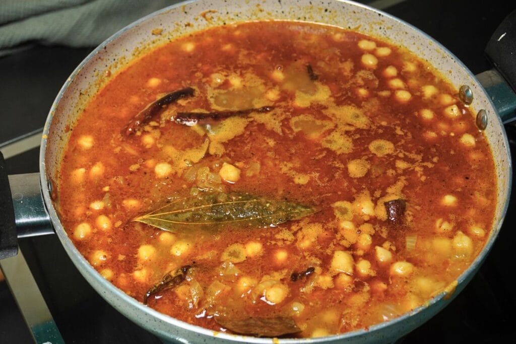 chickpea-curry adding water