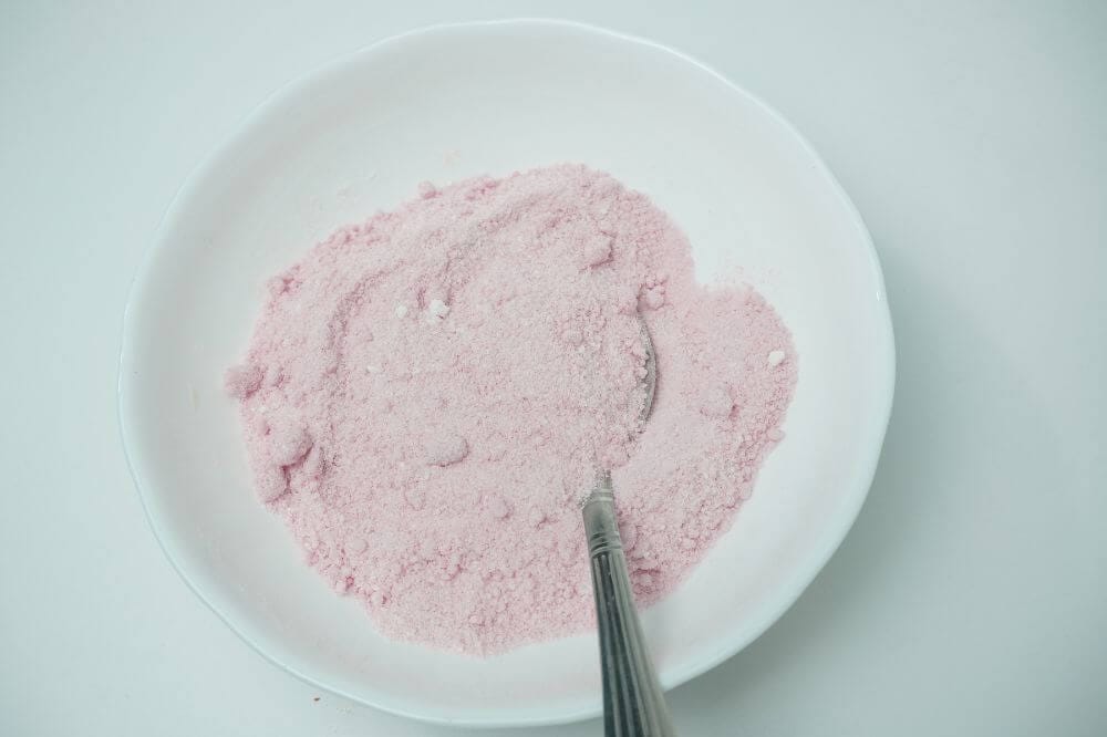 custard jelly mixing