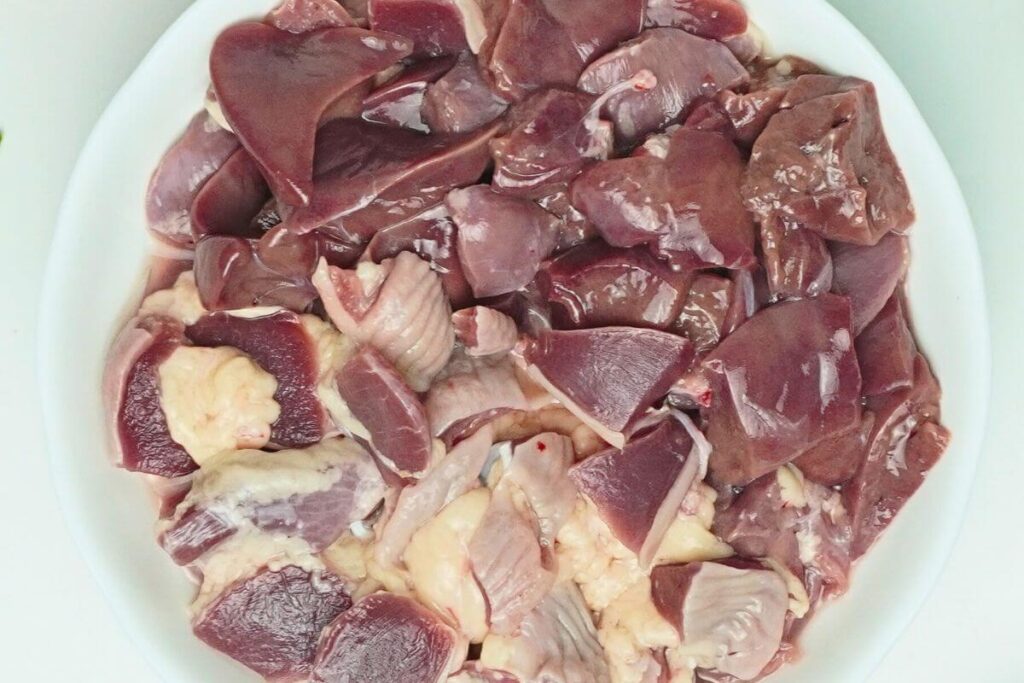 chicken liver and gizzard cut and washed liver and gizzard