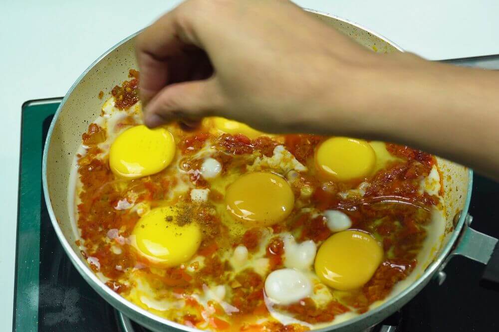 shakshuka pepper sprinkle