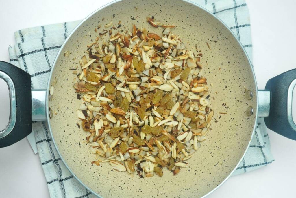 sweet vermicelli pudding kimami sewai roasted nuts