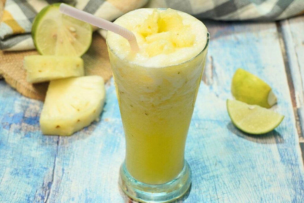 pineapple mojito feature image