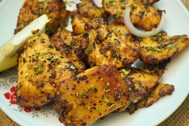 Air Fryer Boneless Chicken Pieces Chicken peaces in airfryer feature image