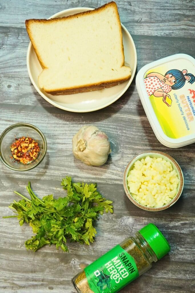cheesy garlic bread in air fryer ingredients