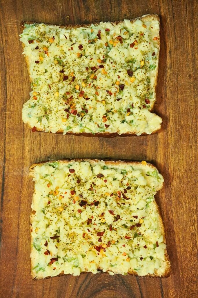 cheesy garlic bread in air fryer spread butter