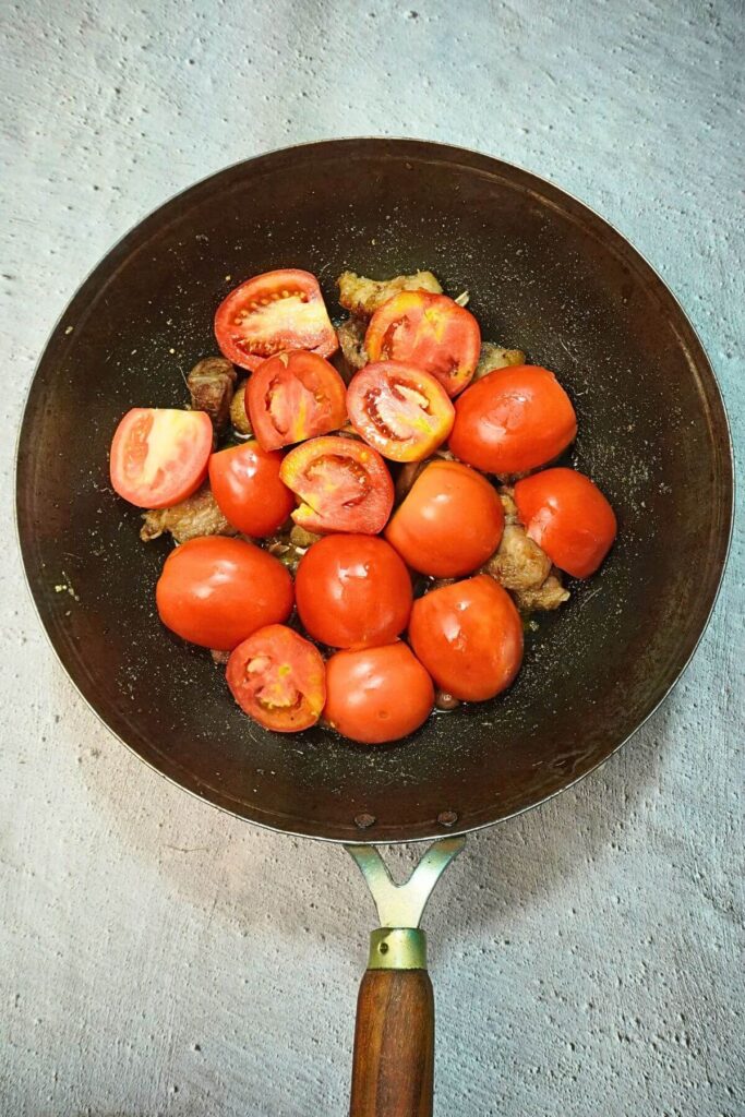 mutton kadhai add tomatoes