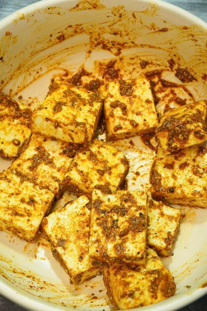 paneer nuguts in airfryer mix well