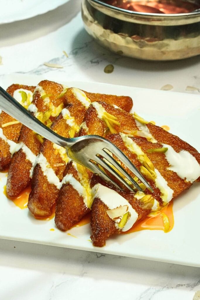 Shahi Tukda Recipe Without Milk serving