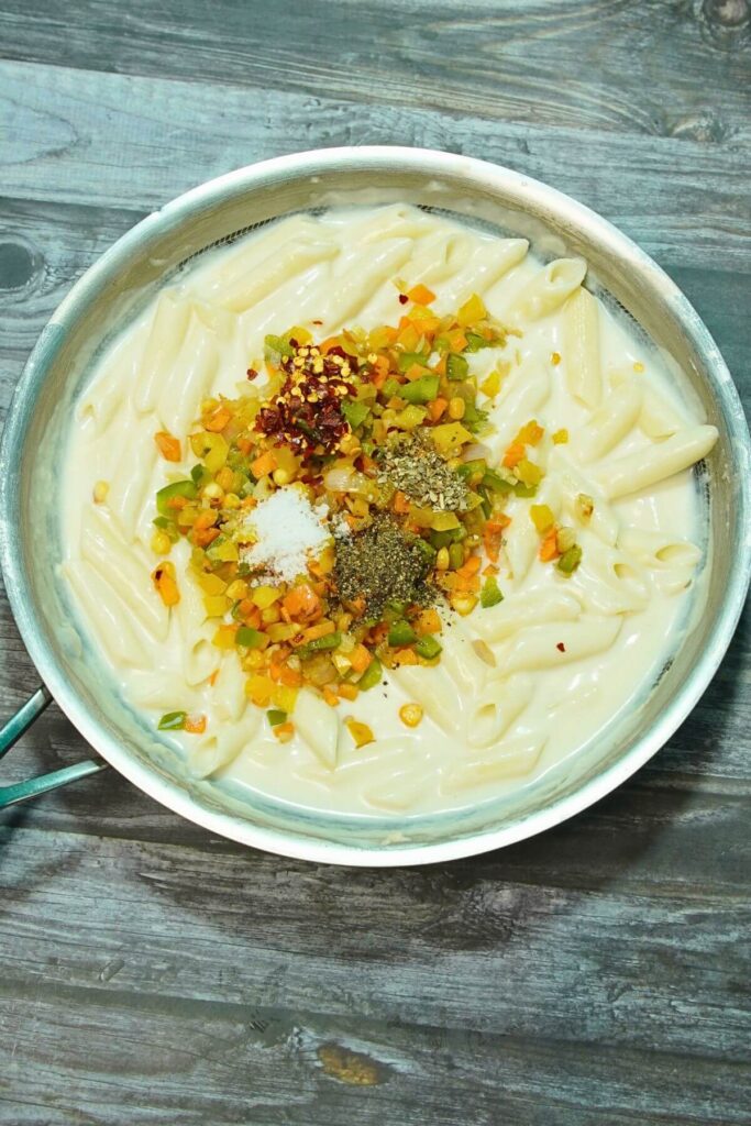 white pasta add veggie