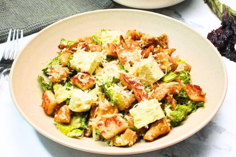 How to Make Chicken Caesar Salad Chicken Caesar Salad feature image