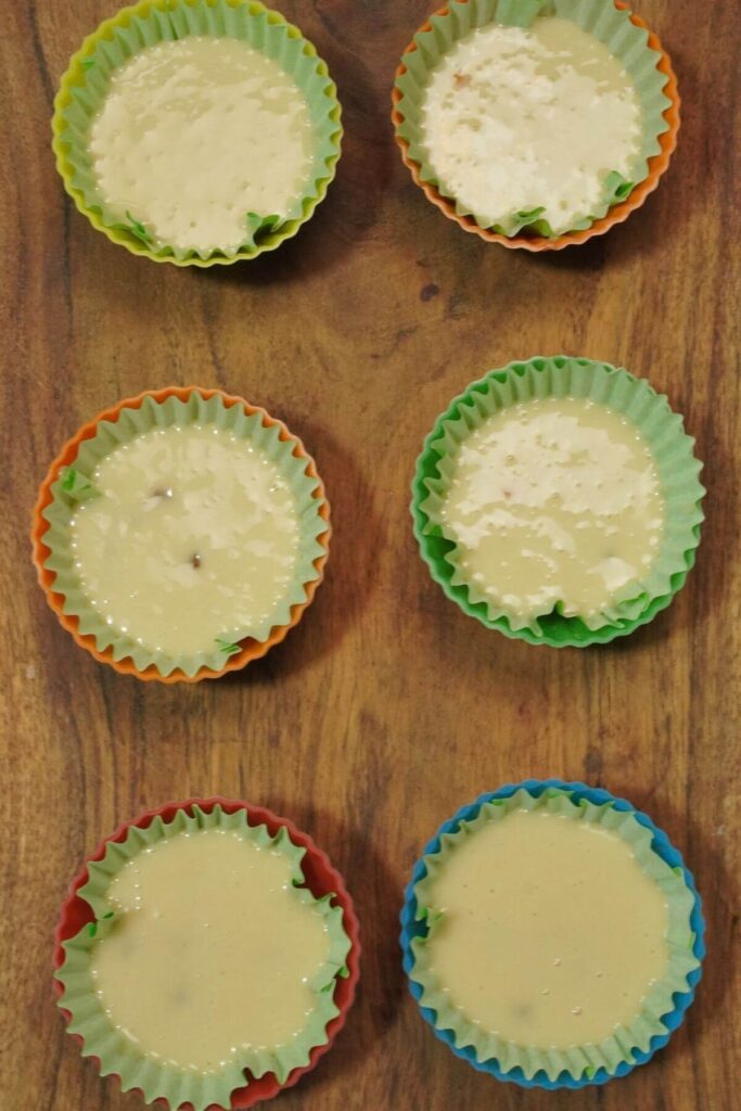 airfryer vanilla cup cakes pour in mould