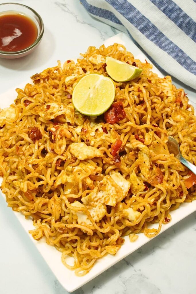 egg maggie masala serving