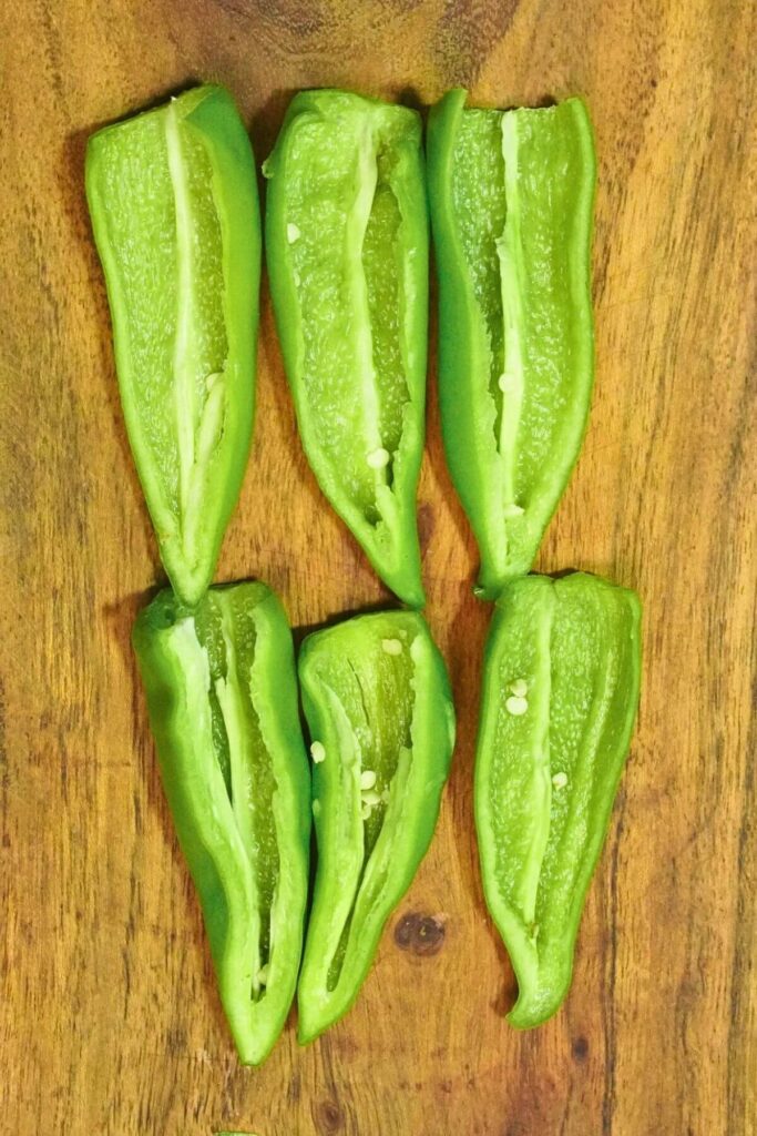 stuffed gren chilli ingredients cut